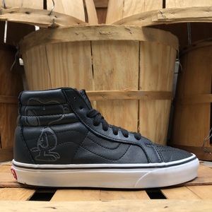Vans x Peanuts Snoopy Sk8 Hi Leather Sneakers